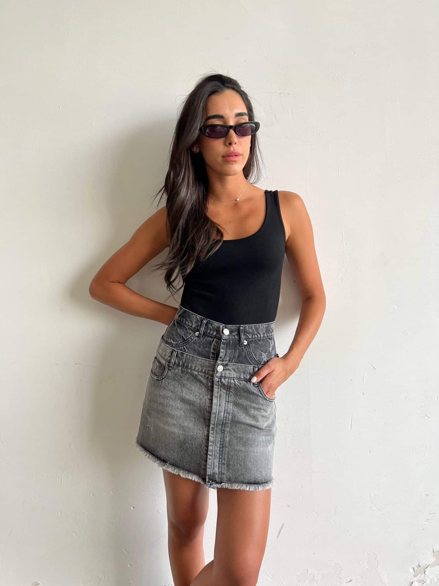 ⁦חצאית ג'ינס מישל שילוב שחור⁩ – תמונה ⁦5⁩