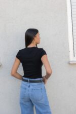 ⁦חולצת LINA -שחור⁩ – תמונה ⁦3⁩