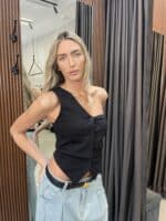 וסט כתף אחת שחור
