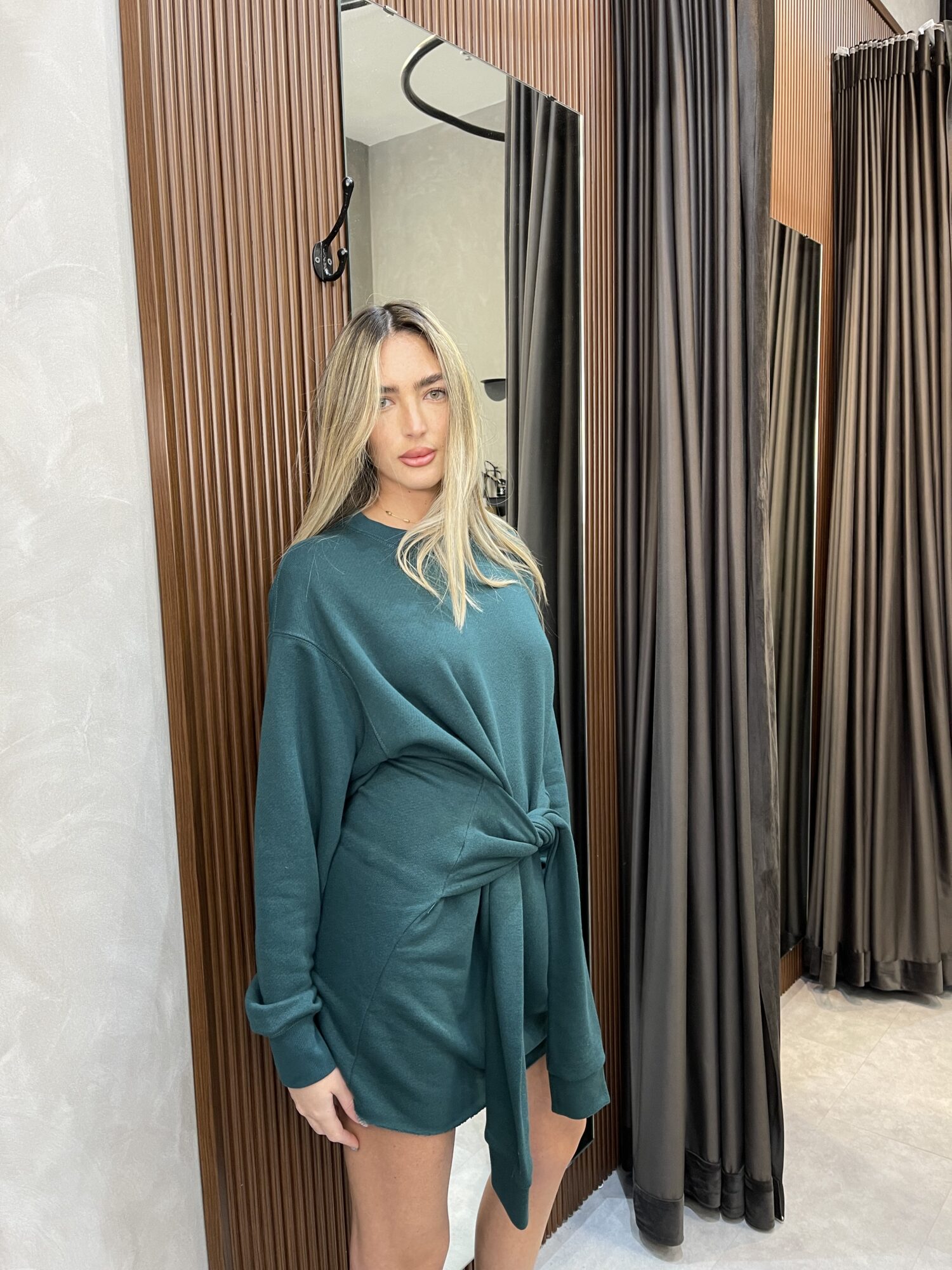 ⁦שמלת קשירה צבעים⁩ – תמונה ⁦2⁩