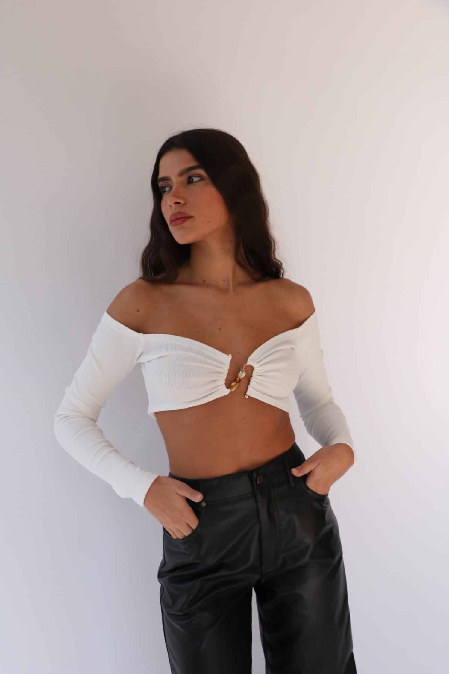 ⁦BAT7 טופ אבזם הלני -צבעים⁩ – תמונה ⁦8⁩