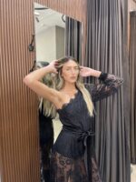 ⁦שמלת כתף אחת תחרה שחורה⁩ – תמונה ⁦3⁩