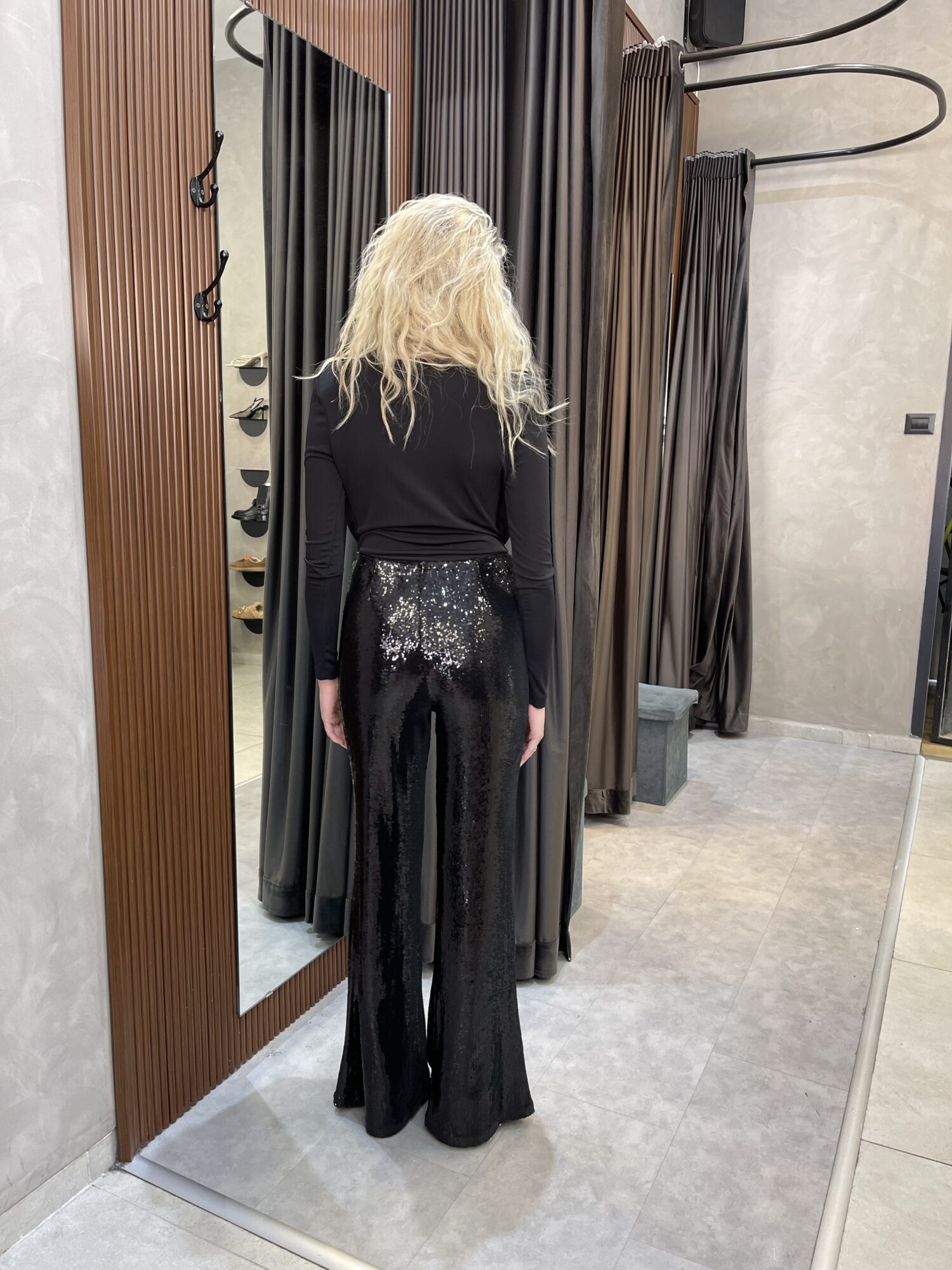 ⁦FAV- מכנס פייאטים מתרחב שחור⁩ – תמונה ⁦4⁩