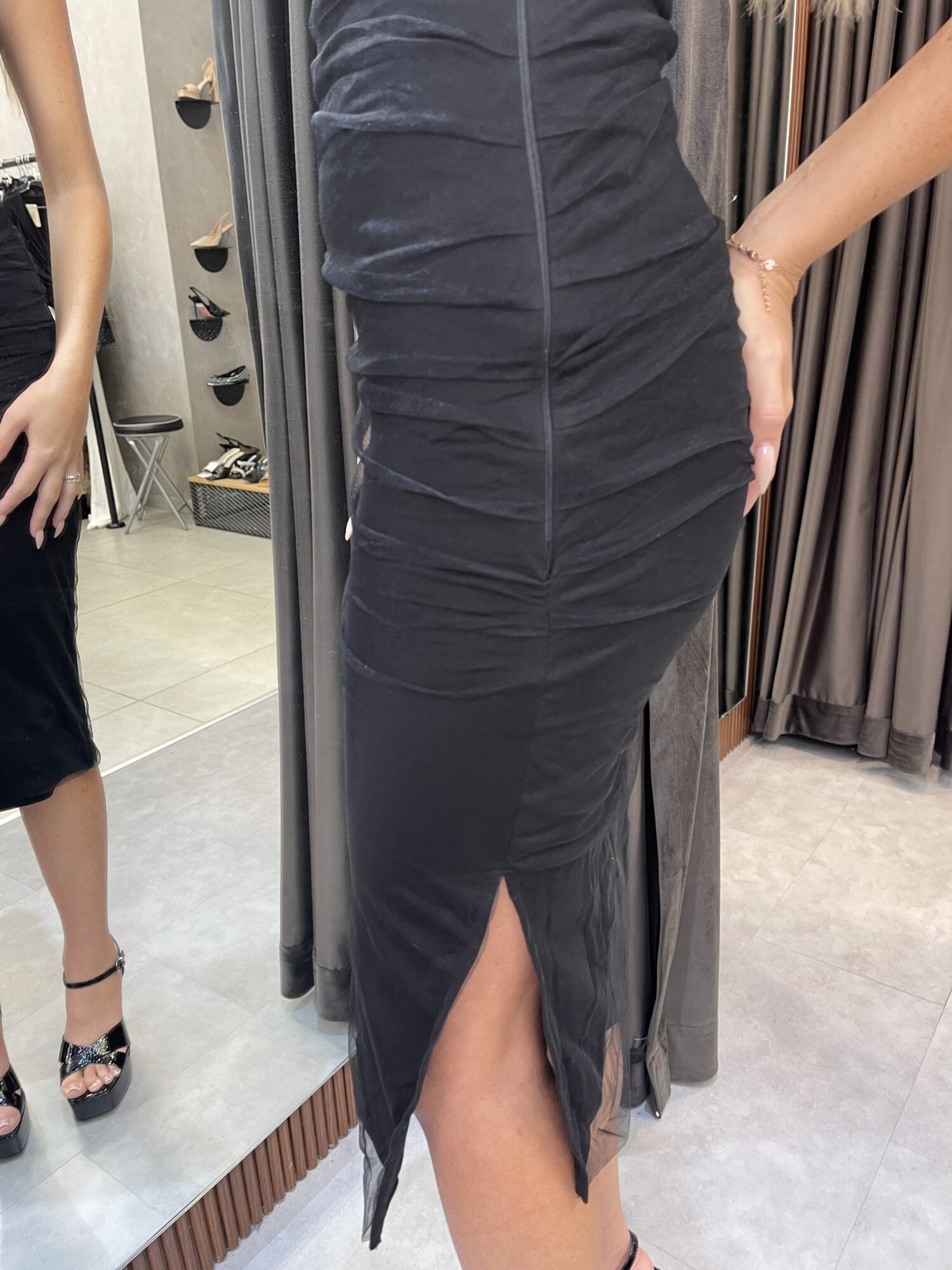 ⁦FAV- שמלת גנזי שחורה⁩ – תמונה ⁦5⁩
