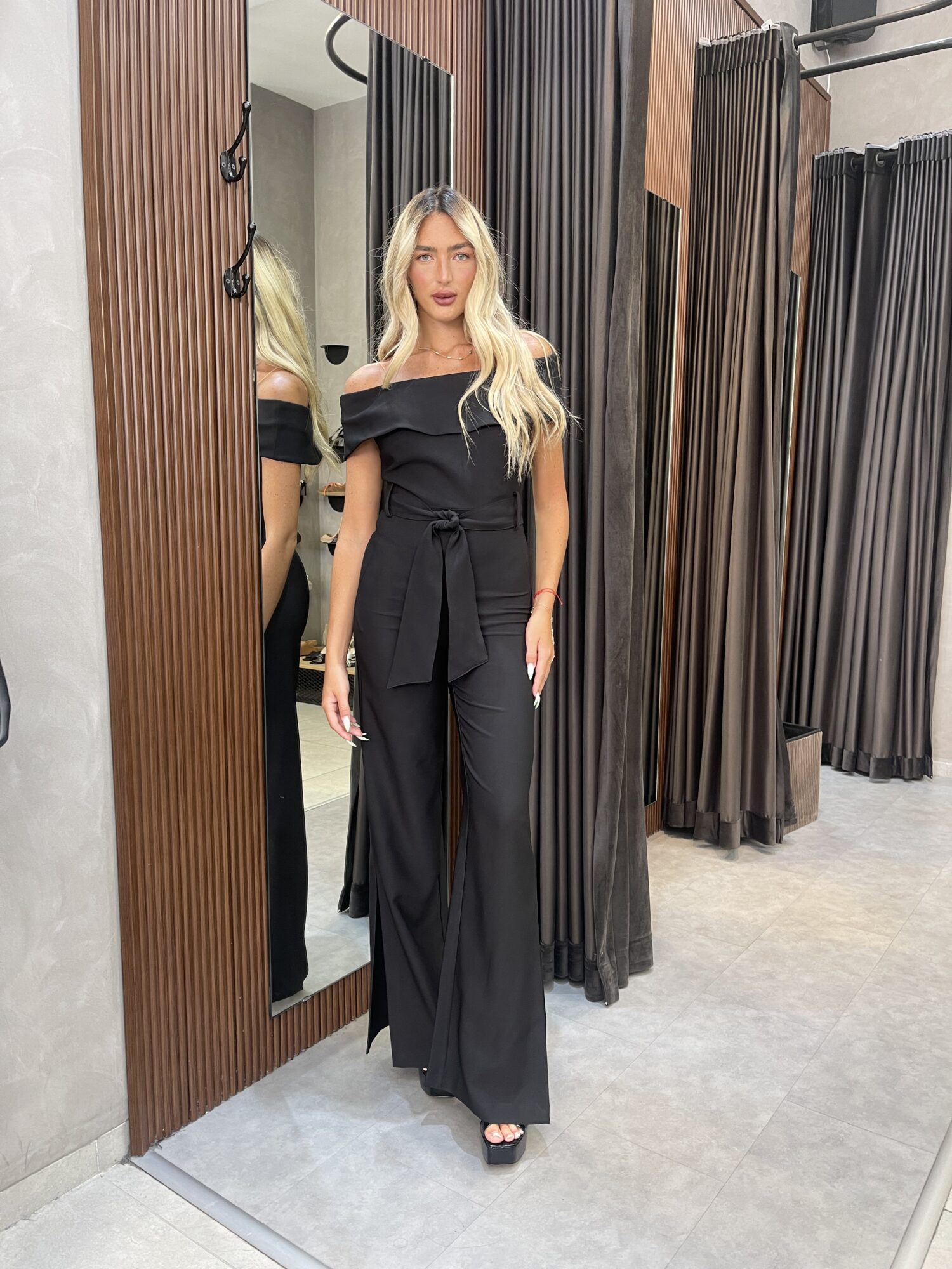 ⁦ISABELLA-אוברול ערב מונקו שחור⁩ – תמונה ⁦2⁩
