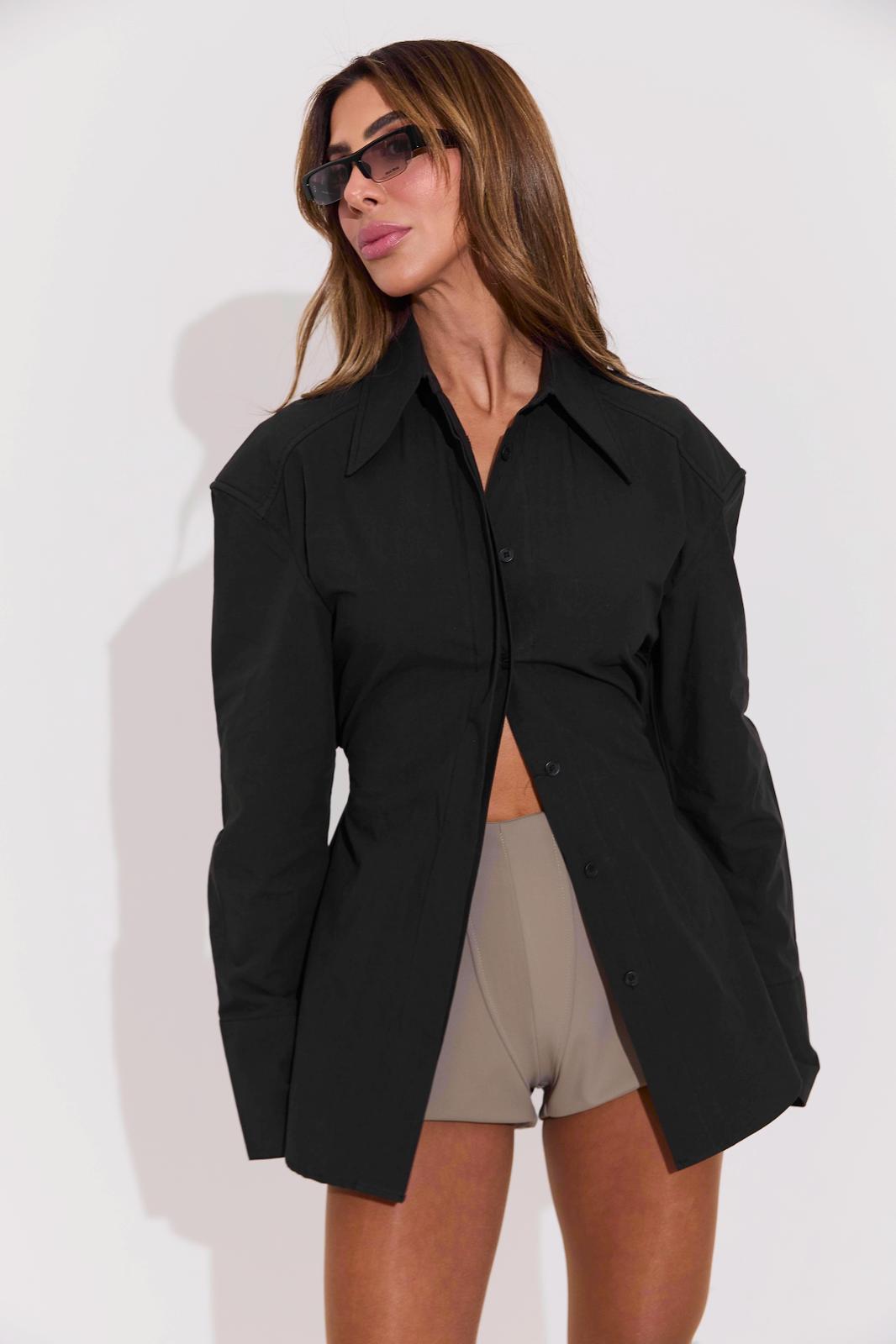PHOTO-2025-12-03-00-44-19 NURIT KIMHI - חולצה מכופרת NOIR שחור – תמונה 1