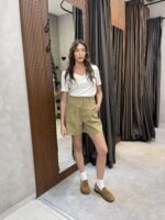 ⁦GOV- חולצת בייסיק וי שמנת⁩ – תמונה ⁦3⁩