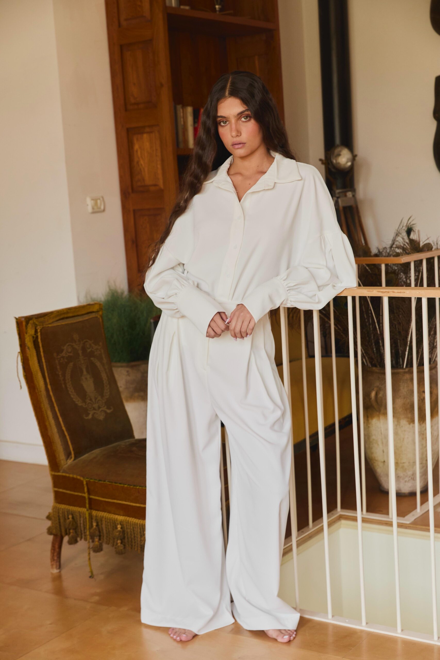 d82631b4-1d8d-4ac2-866a-84b856ff82de-scaled NURIT KIMHI- מכנס CASEY לבן – תמונה 1