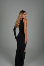 ⁦LUAR- שמלת מקסי כתף אחת BECKY שחור⁩ – תמונה ⁦6⁩