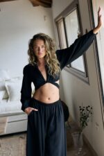 ⁦NURIT KIMHI חולצת FLORENCE שחור⁩ – תמונה ⁦3⁩